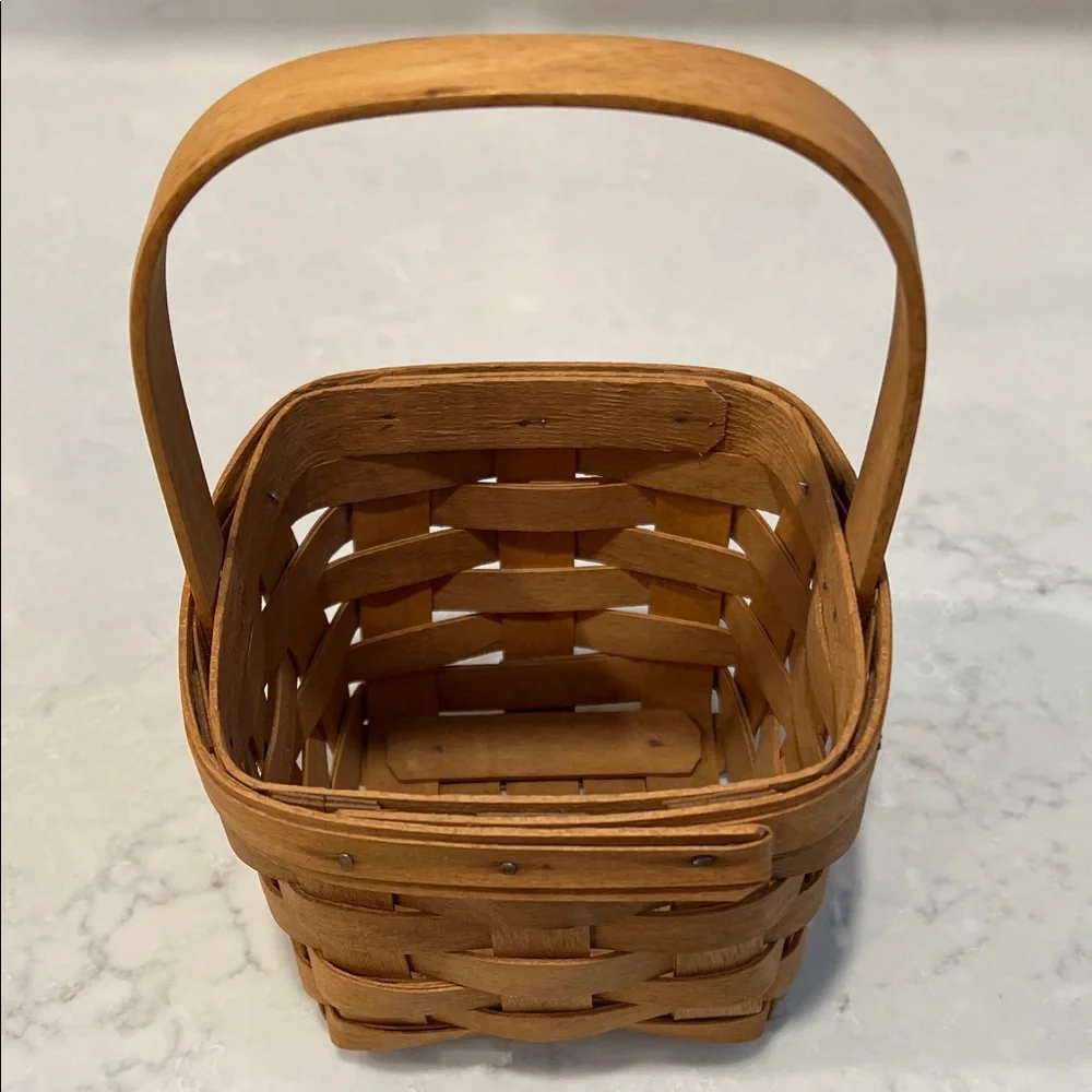 Longaberger 1995 Small Peg Woven Basket Stationary Handle Maple Wood